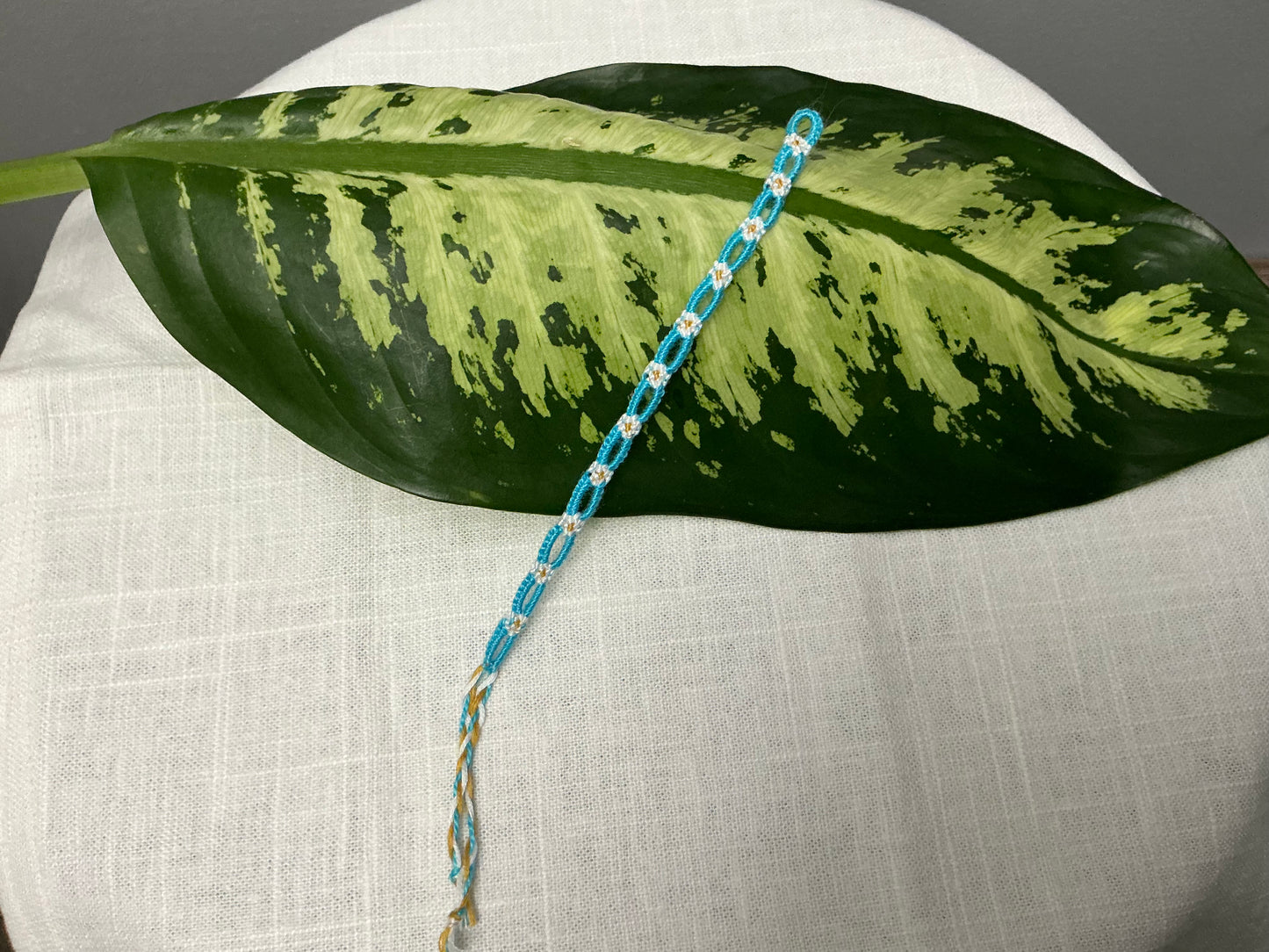 Friendship flower bracelet