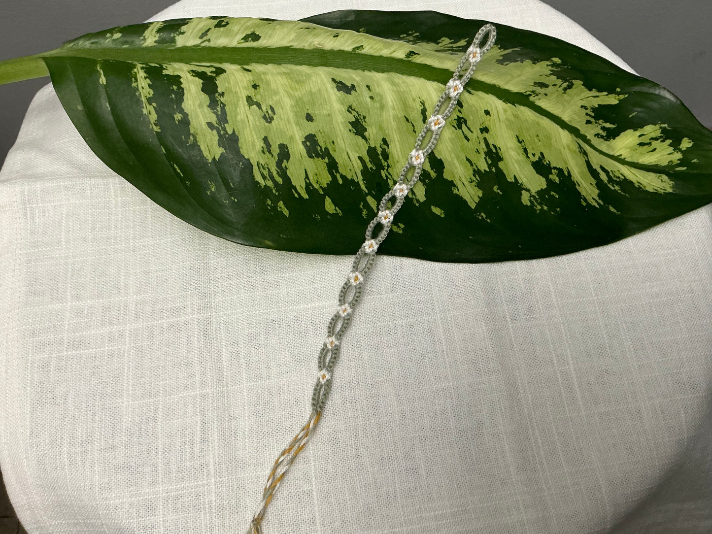 Friendship flower bracelet