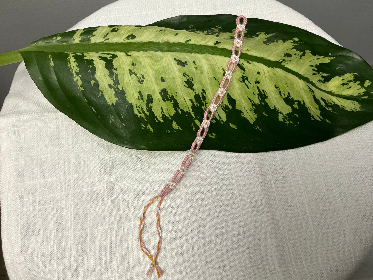 Friendship flower bracelet